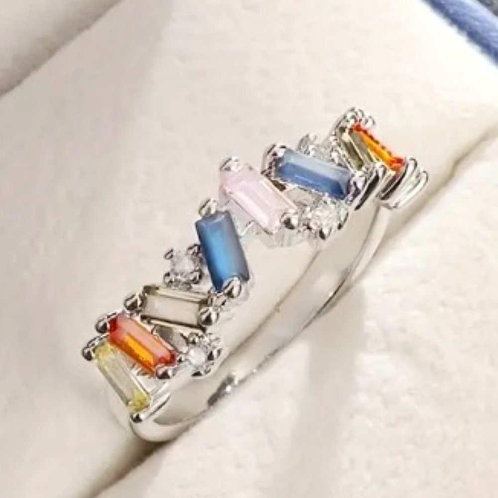 MULTI-COLORED STONE RING in Silver